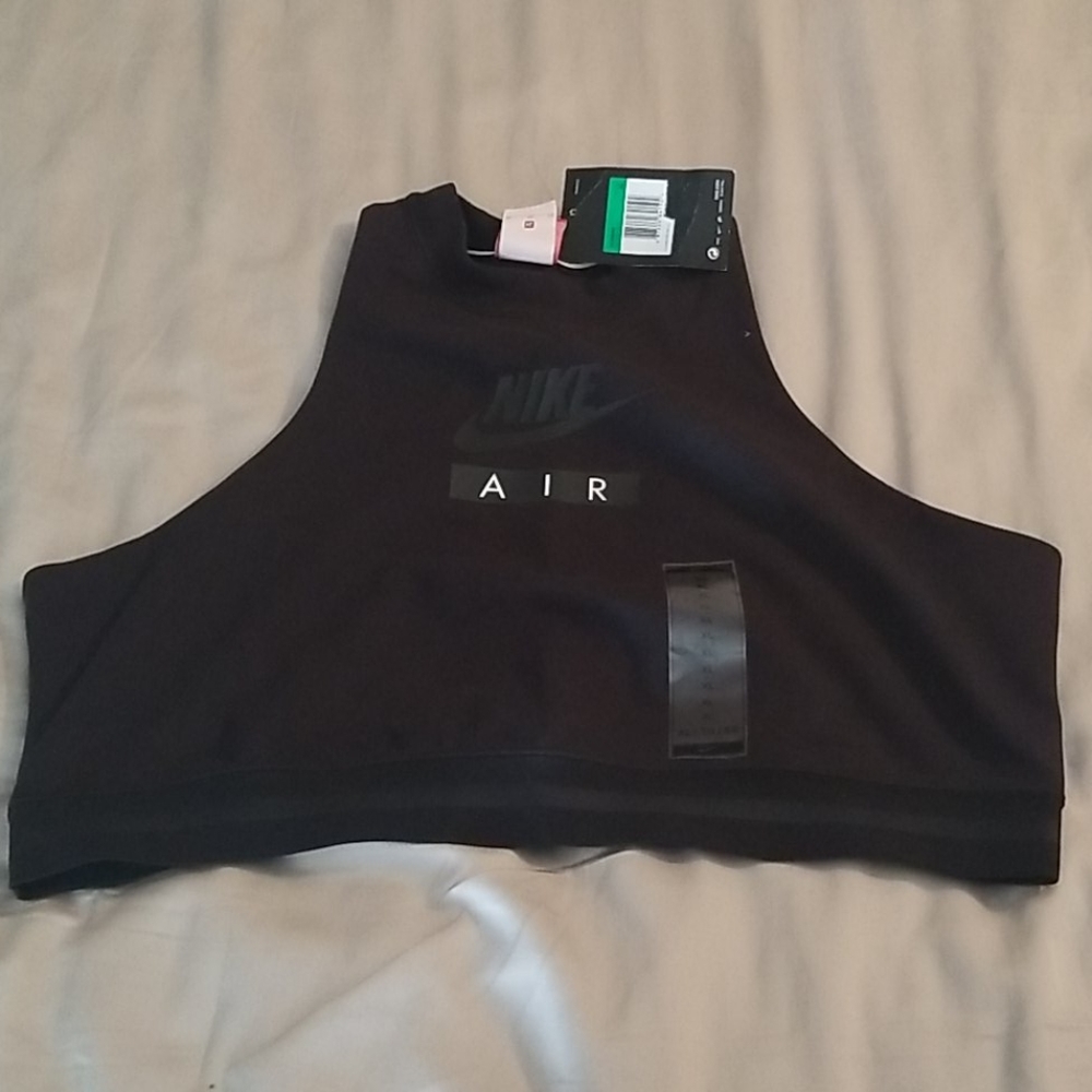 Cropped tank